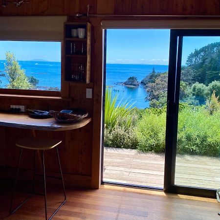 Kereru Cabin - Spectacular Seaviews, Rustic, Glamping Eco Adventure Palm Beach Extérieur photo