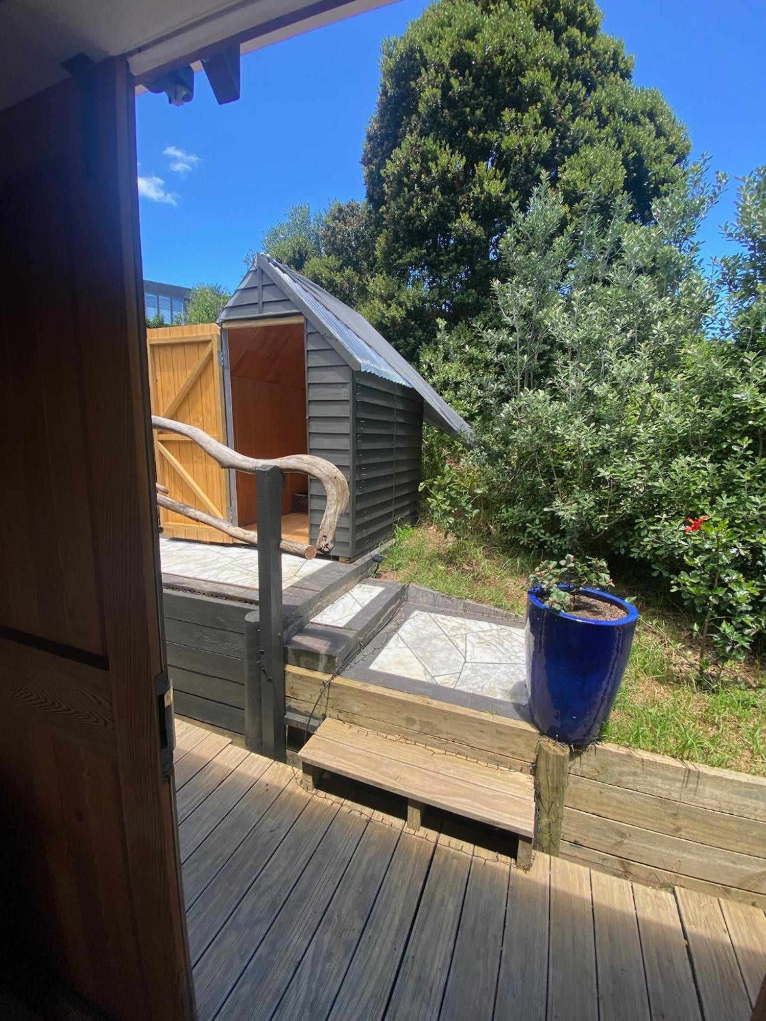 Kereru Cabin - Spectacular Seaviews, Rustic, Glamping Eco Adventure Palm Beach Extérieur photo