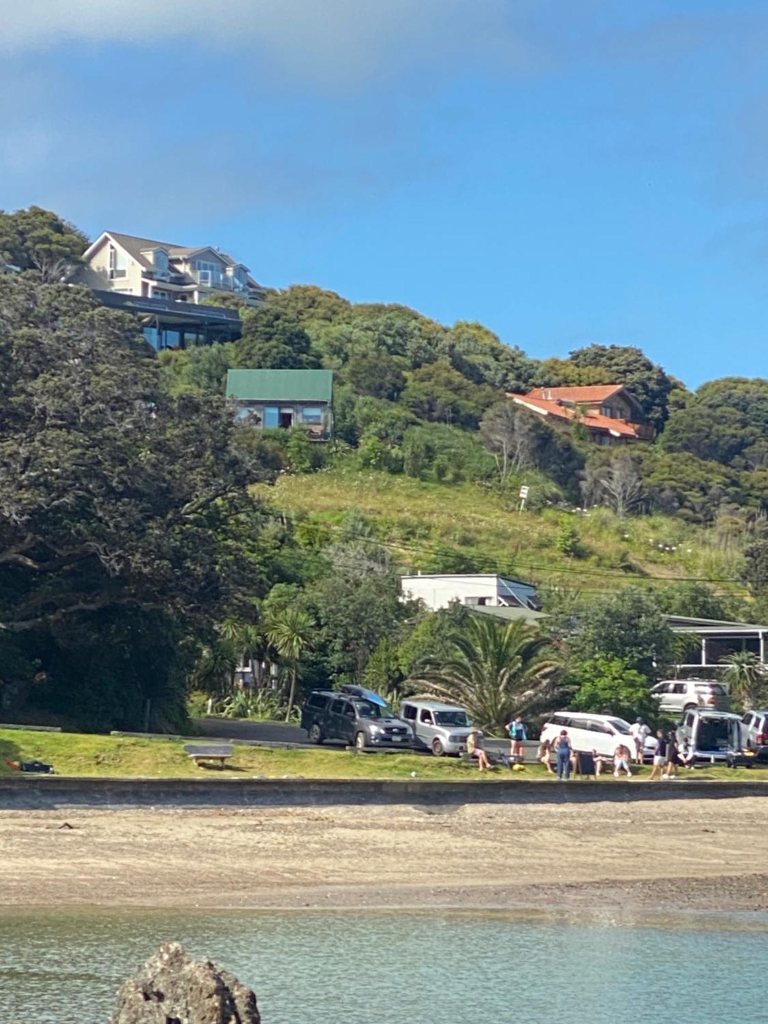 Kereru Cabin - Spectacular Seaviews, Rustic, Glamping Eco Adventure Palm Beach Extérieur photo